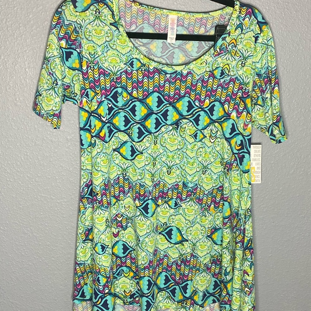 LuLaRoe New With Tags Perfect tee size XXS